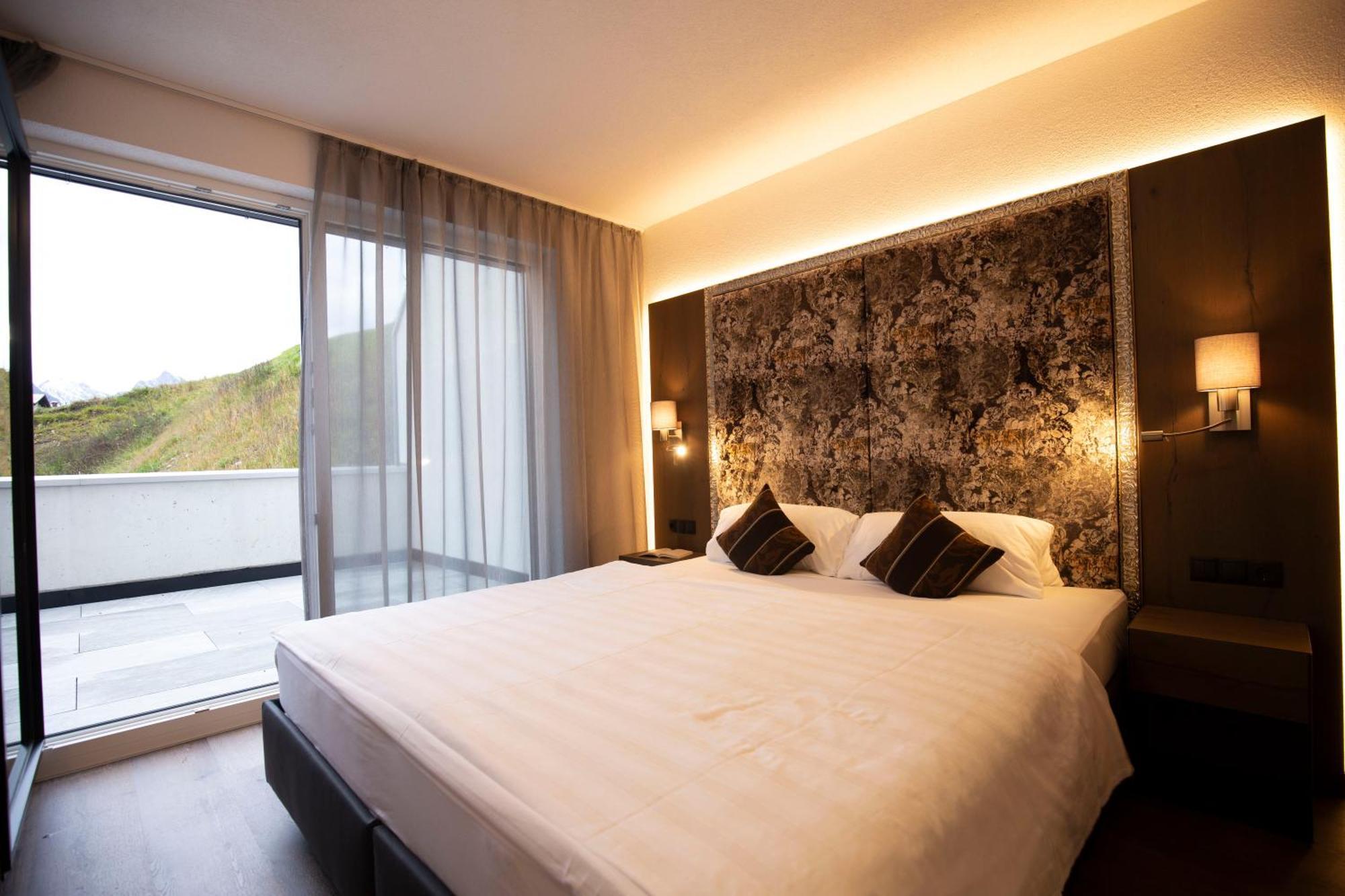 דירות Mathon Residenz Fliana Deluxe מראה חיצוני תמונה