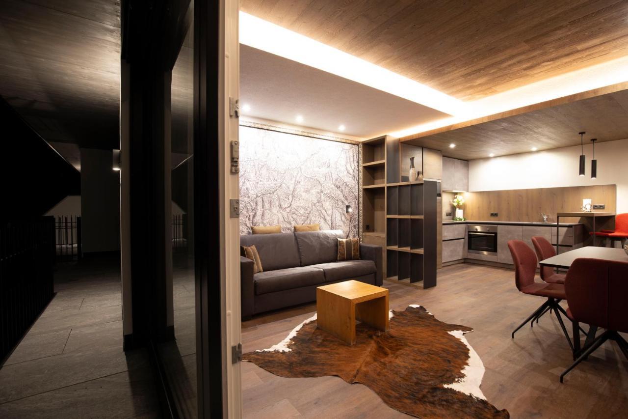 דירות Mathon Residenz Fliana Deluxe מראה חיצוני תמונה